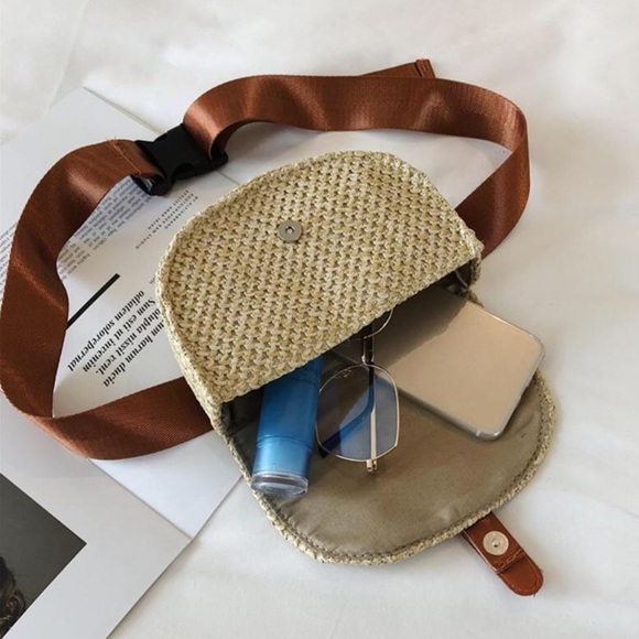 Woven Boho Sea Grass Fanny Pack - Picture 12 of 12